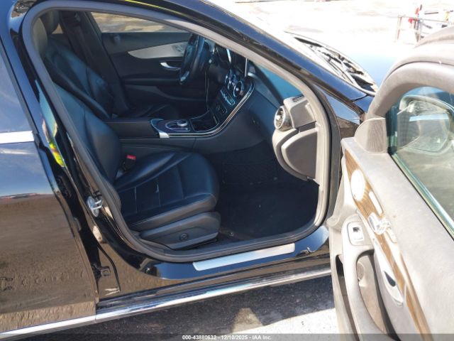 2018 MERCEDES-BENZ C 300 55SWF4JB4JU264095 Photo 4
