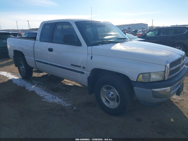 2000 DODGE RAM 1500 3B7HC13Z5YM214355