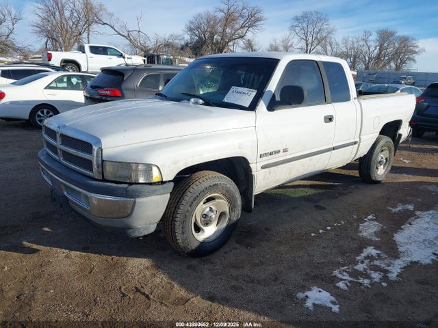 2000 DODGE RAM 1500 3B7HC13Z5YM214355 Photo 1