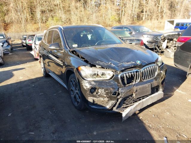 2017 BMW X1 WBXHT3Z33H4A53536