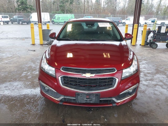 1G1PD5SBXF7222083 Chevrolet Cruze 1lt Manual