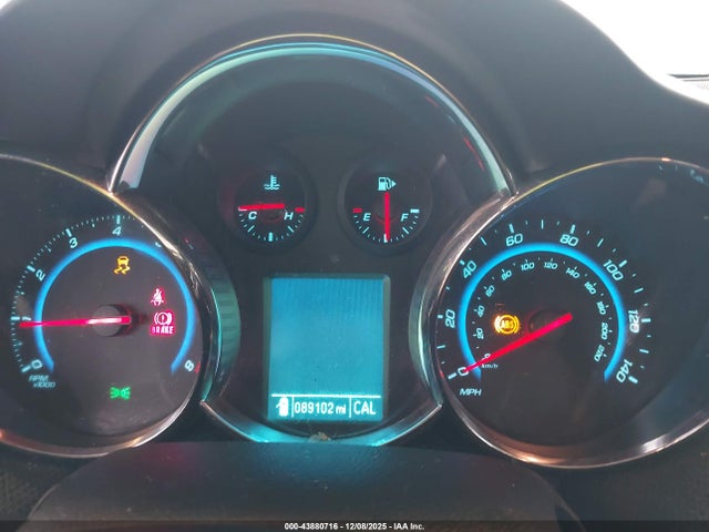 1G1PD5SBXF7222083 Chevrolet Cruze 1lt Manual
