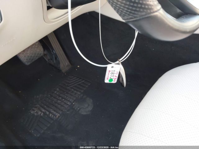 2017 MERCEDES-BENZ E 300 WDDZF4JB5HA100250 Photo 10