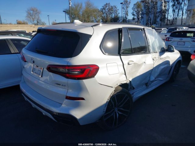 2020 BMW X5 5UXCR4C05LLW63894 Photo 3