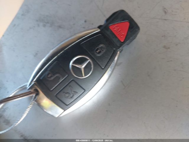 2013 MERCEDES-BENZ C 250 WDDGF4HB7DR257514 Photo 10