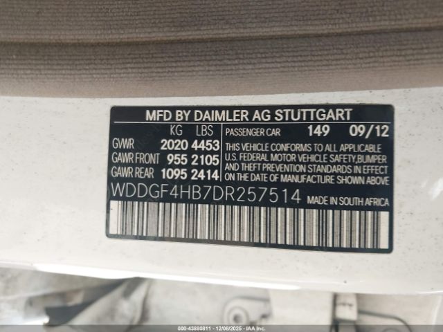 2013 MERCEDES-BENZ C 250 WDDGF4HB7DR257514 Photo 8