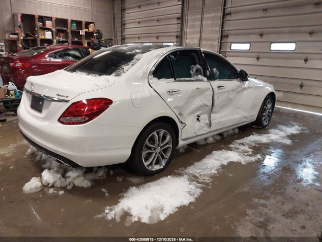 2017 MERCEDES-BENZ C 300 55SWF4KB2HU206043 Photo 3