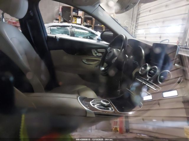 2017 MERCEDES-BENZ C 300 55SWF4KB2HU206043 Photo 4