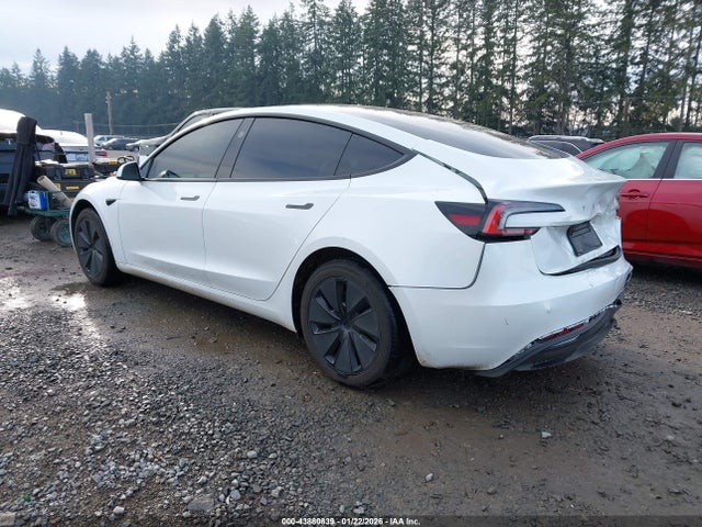 2025 TESLA MODEL 3 5YJ3E1EA4SF012825 Photo 2