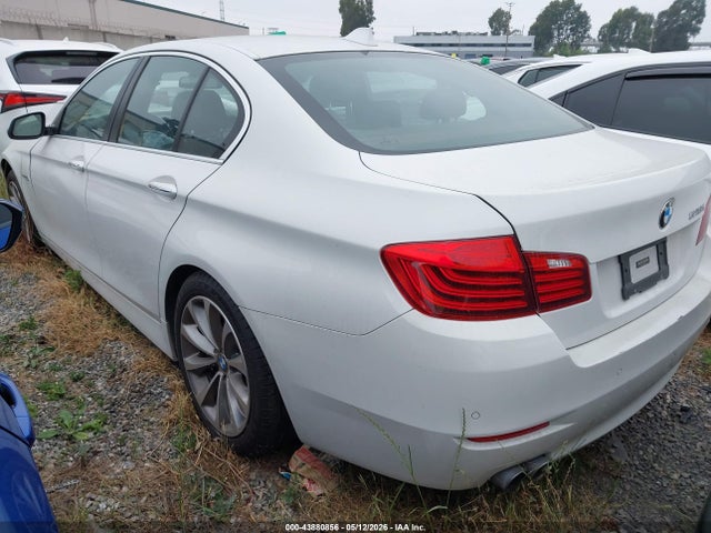 43880856 :رقم المزاد ، WBA5A5C52GG352633 vin ، 2016 Bmw 528i مزاد بيع
