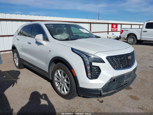 2019 CADILLAC XT4 1GYAZAR42KF106062 Photo 0