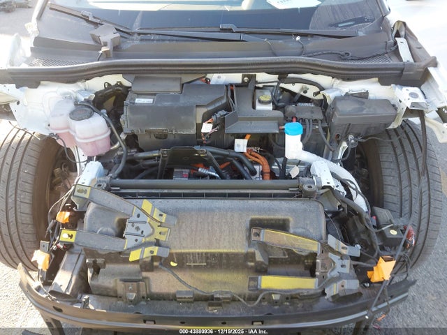 2023 AUDI Q4 E-TRON WA1BCBFZ0PP062334 Photo 9