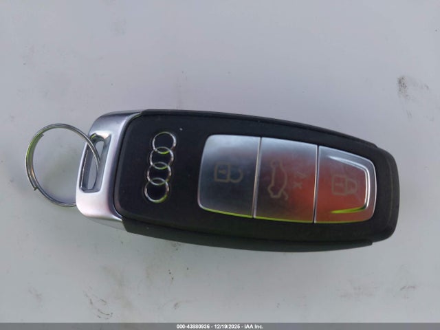 2023 AUDI Q4 E-TRON WA1BCBFZ0PP062334 Photo 10