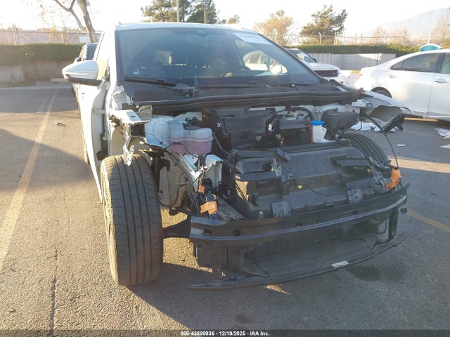 2023 AUDI Q4 E-TRON WA1BCBFZ0PP062334 Photo 5