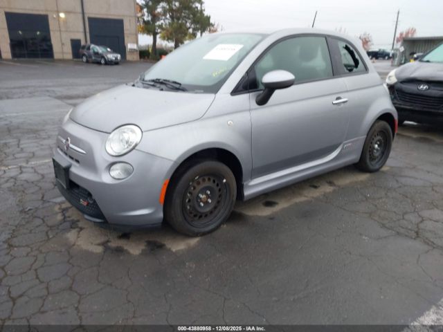 2017 FIAT 500E 3C3CFFGE2HT586106 Photo 1