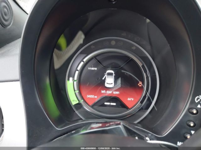 2017 FIAT 500E 3C3CFFGE2HT586106 Photo 6