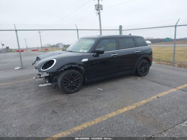 2022 MINI CLUBMAN WMWXJ1C09N2R12292 Photo 1