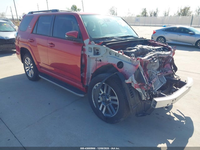 2022 JTEAU5JR8N5276581 main image