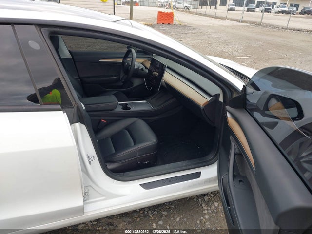 2022 TESLA MODEL 3 5YJ3E1EAXNF346622 Photo 4