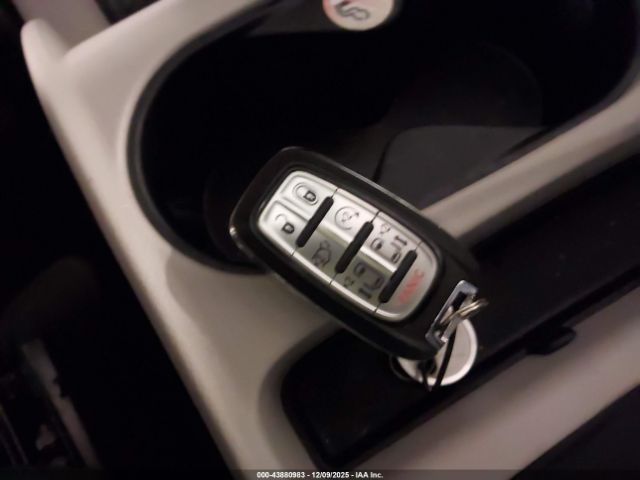 2024 CHRYSLER VOYAGER 2C4RC1CG8RR133220 Photo 10