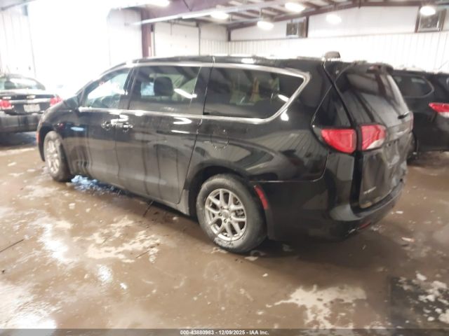 2024 CHRYSLER VOYAGER 2C4RC1CG8RR133220 Photo 2