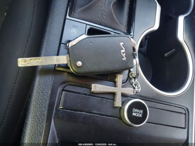 2022 KIA K5 5XXG24J2XNG102394 Photo 10