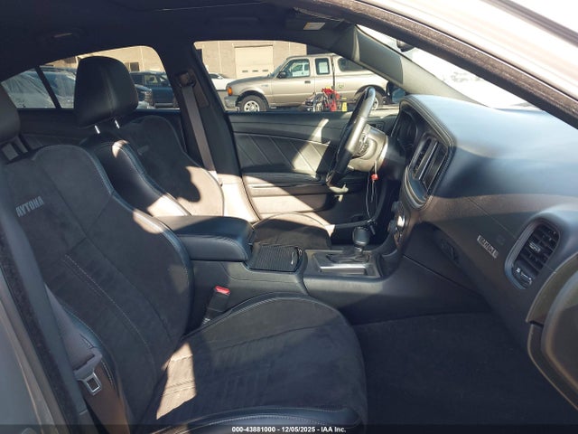 Продажа на аукционе авто 2023 Dodge Charger R/t, vin: 2C3CDXCT8PH630942, номер лота: 43881000