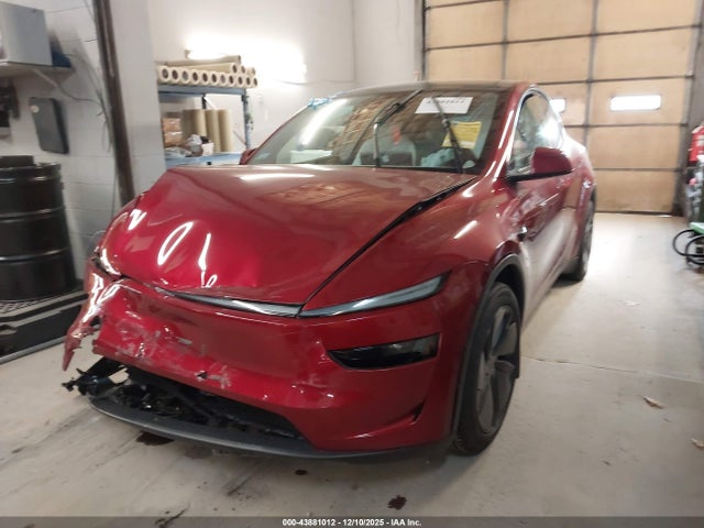 2026 TESLA MODEL Y 7SAYGDEE7TA390403 Photo 1