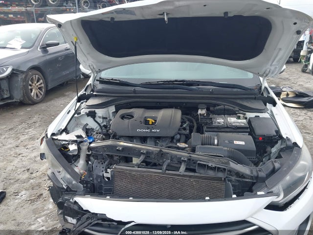 5NPD84LF9HH188307 Hyundai ELANTRA SE