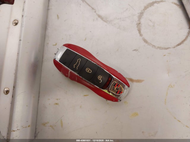 2017 PORSCHE MACAN WP1AA2A57HLB03500 Photo 10