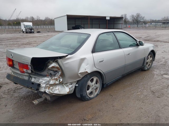 1997 Lexus Es 300 მანქანა იყიდება აუქციონზე, vin: JT8BF22G2V0011827, აუქციონის ნომერი: 43881050