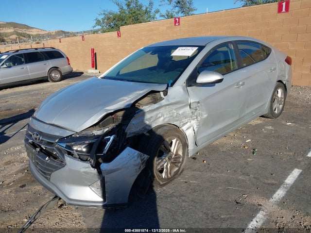 5NPD84LFXKH476490 Hyundai ELANTRA SEL