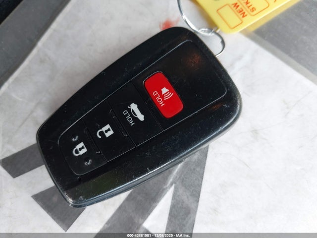 4T1B11HK5JU080886 Toyota CAMRY LE
