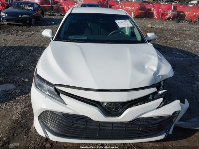 4T1B11HK5JU080886 Toyota CAMRY LE