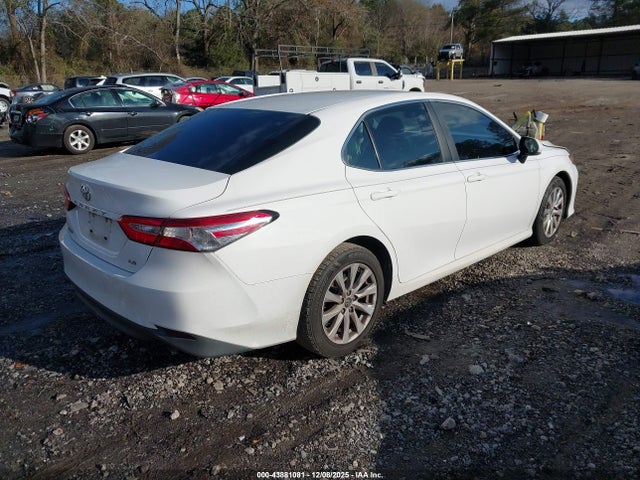 4T1B11HK5JU080886 Toyota CAMRY LE