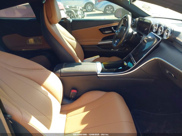 2024 MERCEDES-BENZ CLE 450 W1KMJ6BB5RF003198 Photo 4