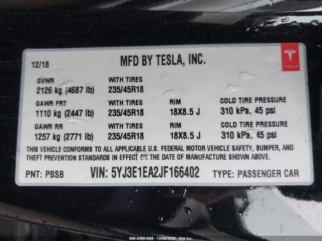 2018 TESLA MODEL 3 5YJ3E1EA2JF166402 Photo 8