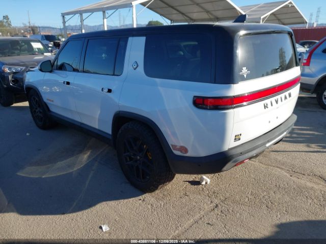 2023 RIVIAN R1S 7PDSGABA6PN017536 Photo 2