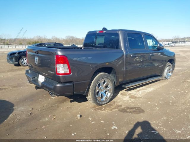 2023 RAM 1500 1C6SRFFT8PN700226 Photo 3