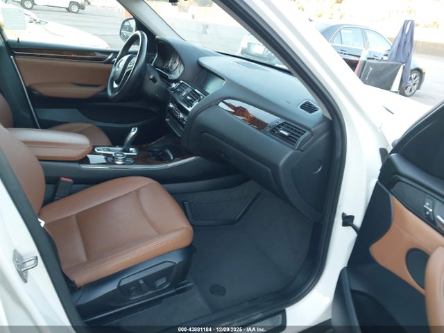 5UXWX9C5XH0T00463 BMW X3 Xdrive28i