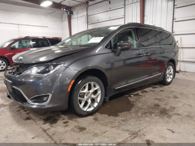 2018 CHRYSLER PACIFICA 2C4RC1BG0JR354039 Photo 1