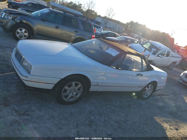 Продажа на аукционе авто 1991 Cadillac Allante, vin: 1G6VS3384MU126883, номер лота: 43881222