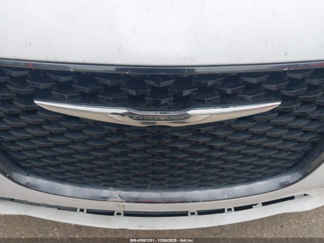 2019 CHRYSLER 300 2C3CCAAG1KH746059 Photo 5
