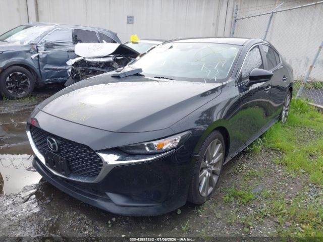 2020 MAZDA MAZDA3 3MZBPACL7LM133014 Photo 1