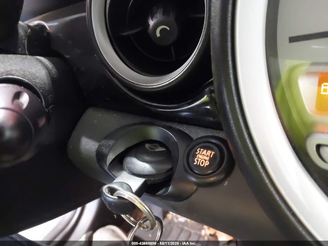 2009 MINI COOPER S WMWMF73589TW83638 Photo 10