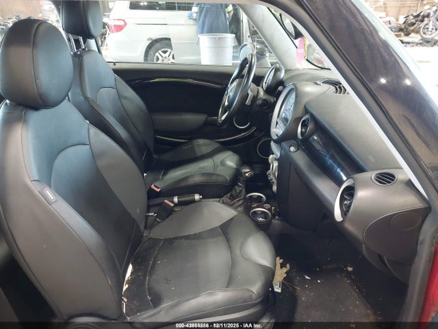 2009 MINI COOPER S WMWMF73589TW83638 Photo 4