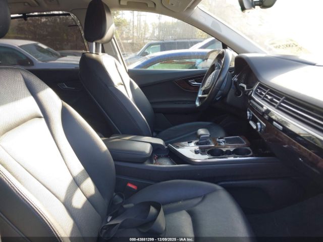 2017 AUDI Q7 WA1VAAF72HD043511 Photo 4
