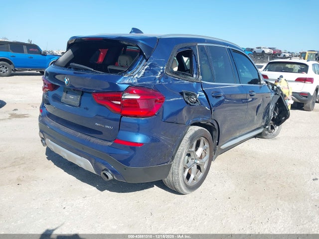 2021 BMW X3 5UXTY3C03M9G68736 Photo 3