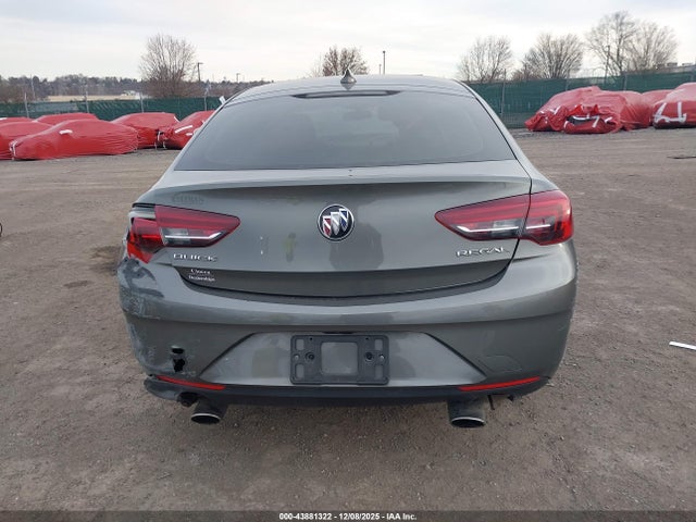 W04GP6SX9J1121333 Buick Regal Sportback Essence