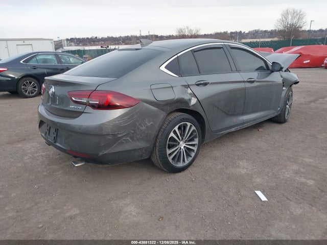 W04GP6SX9J1121333 Buick Regal Sportback Essence